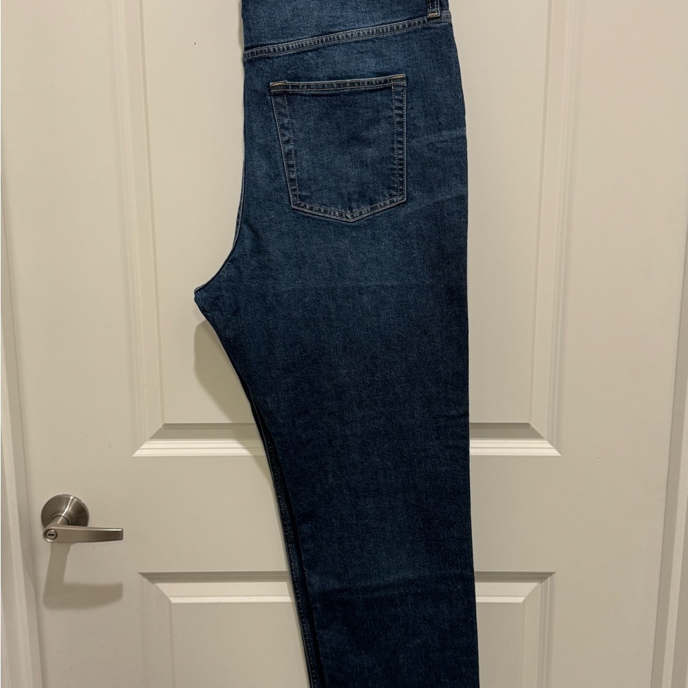 GAP Women's Dark Blue Straight Leg Jeans